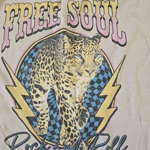 Hrt & Luv Mineral-Washed Tee